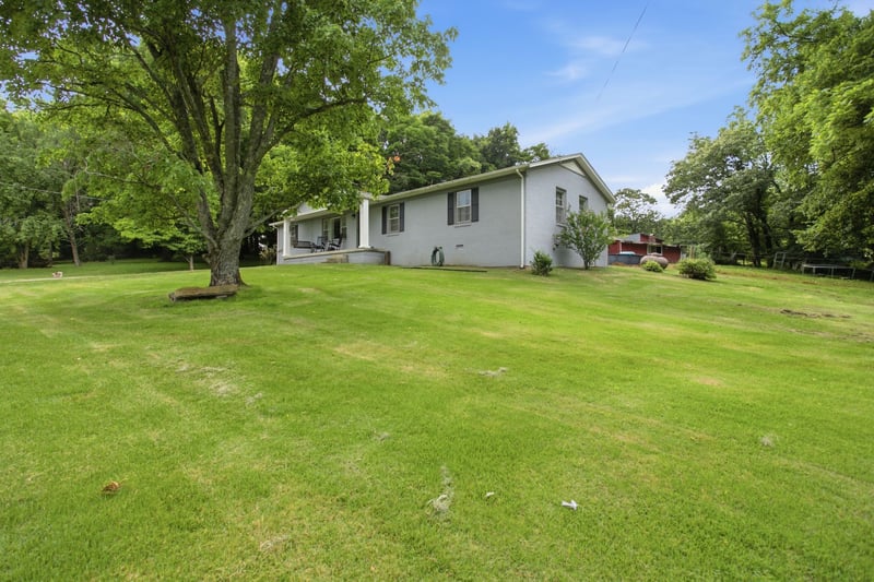 2040 Glencoe Rd, Culleoka, TN 38451