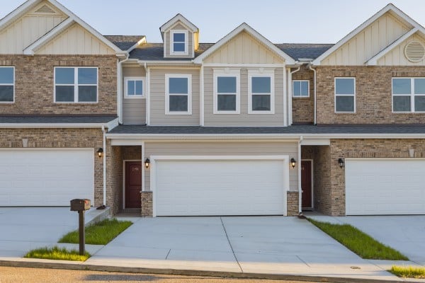 2191 Nectar Ln, Columbia, TN 38401