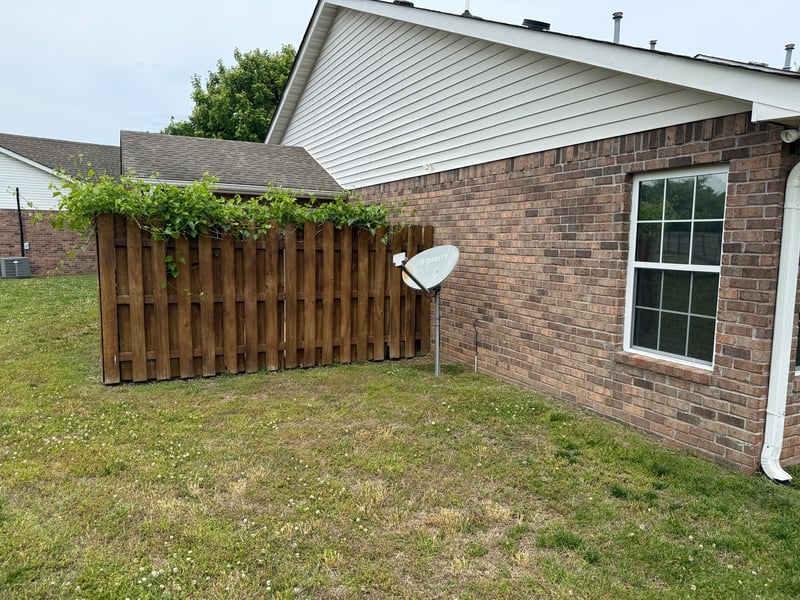 1311 Crofton Park Ct, Columbia, TN 38401