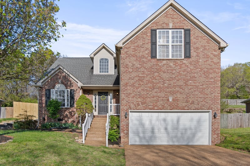 7825 Farmington Pl, Nashville, TN 37221