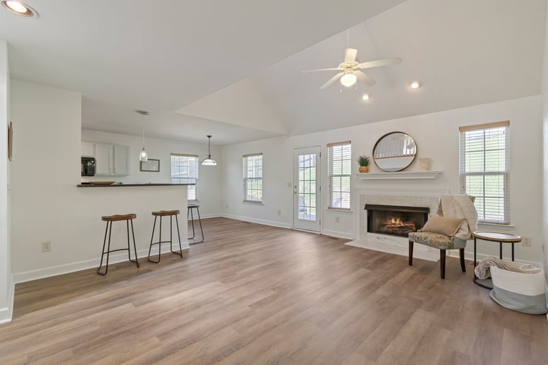 7825 Farmington Pl, Nashville, TN 37221