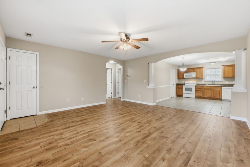 302 Cedar Creek Dr, Rossville, GA 30741