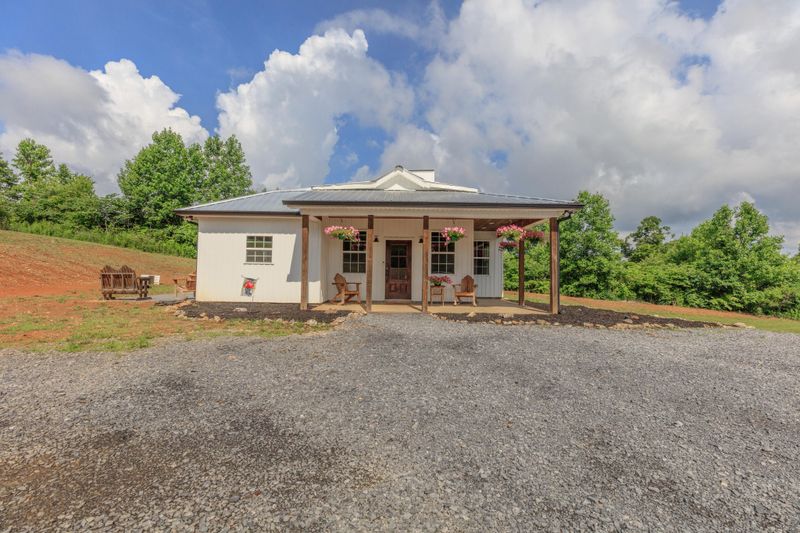 1868 E Emerson Rd, Cohutta, GA 30710