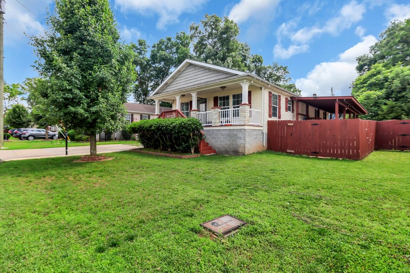 228 Oceanfront Cir S, Antioch, TN 37013