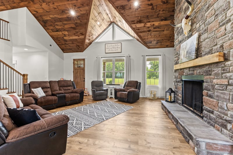 2100 Gamble Hollow Rd, Cumberland Furnace, TN 37051
