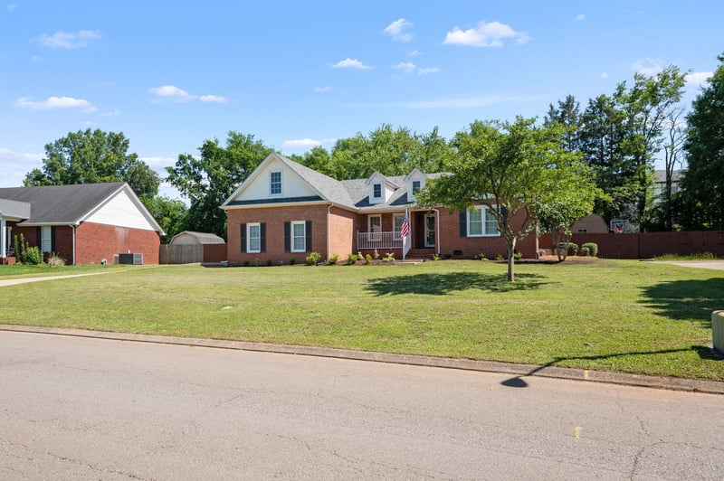 206 Brentmeade Dr, Murfreesboro, TN 37130