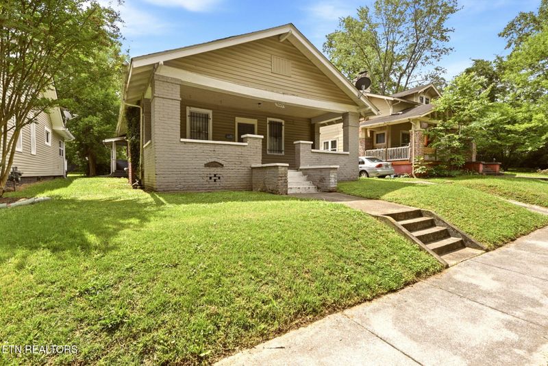 2644 E 5th Ave, Knoxville, TN 37914