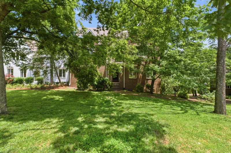 3510 Stokesmont Rd, Nashville, TN 37215