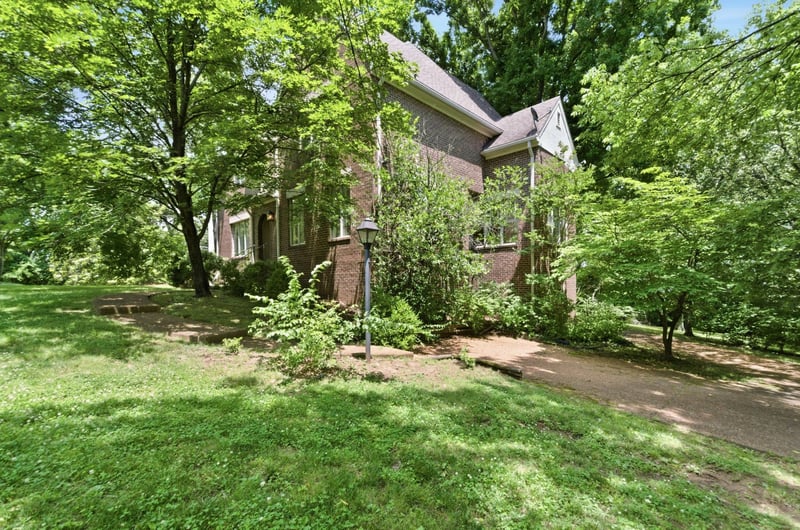 3510 Stokesmont Rd, Nashville, TN 37215