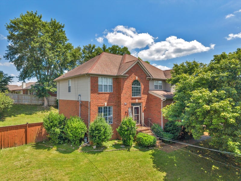 2601 Windsor Ln, Old Hickory, TN 37138