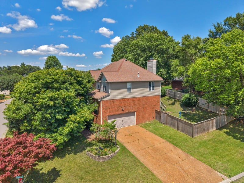 2601 Windsor Ln, Old Hickory, TN 37138