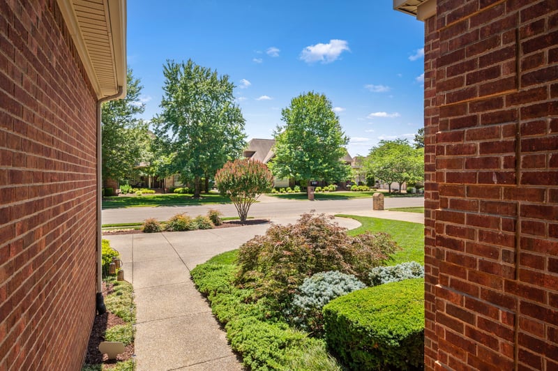 2042 Alexander Blvd, Murfreesboro, TN 37130
