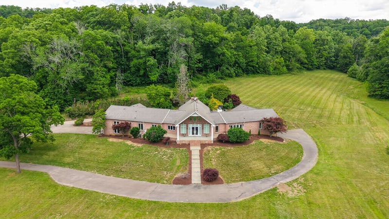 395B Allen Rd, Goodlettsville, TN 37072