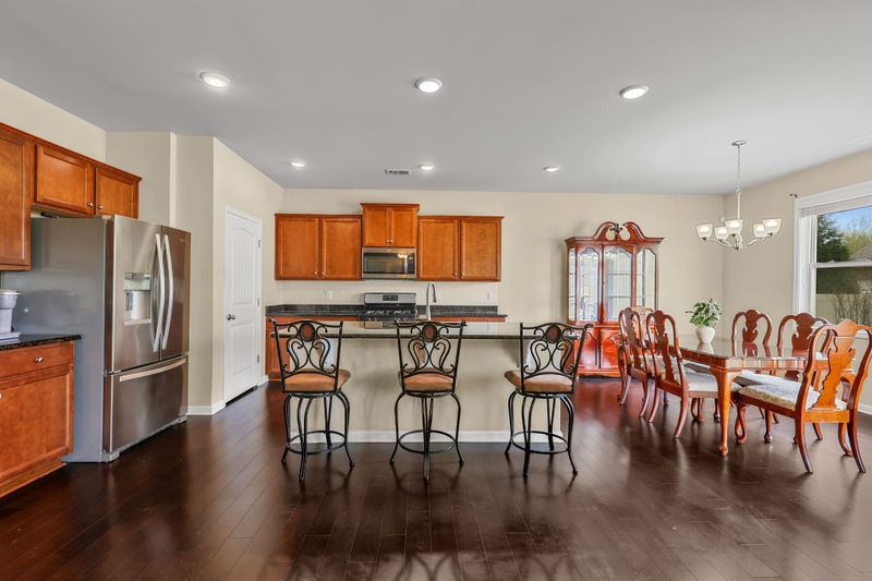 6515 Tulip Tree Dr, Murfreesboro, TN 37128