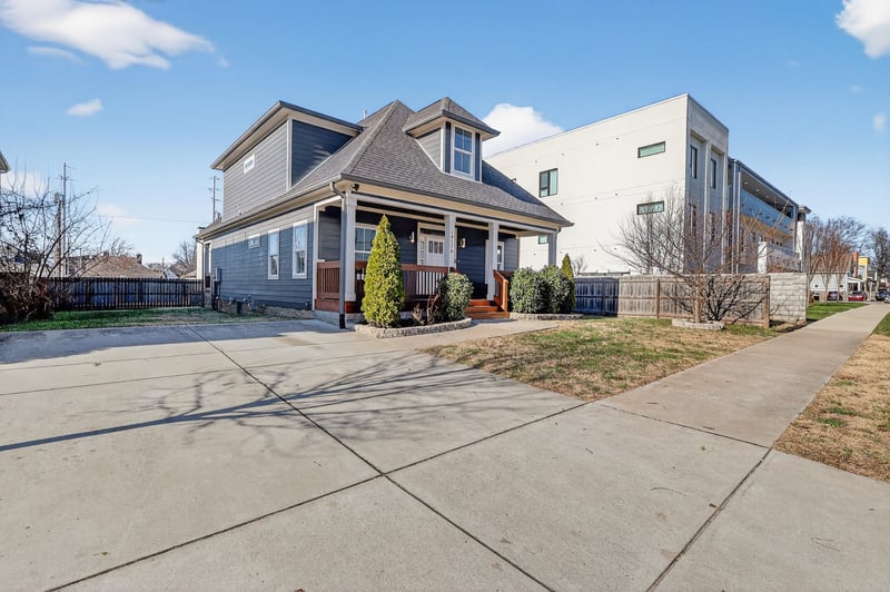 1917 9th Ave N #A, Nashville, TN 37208