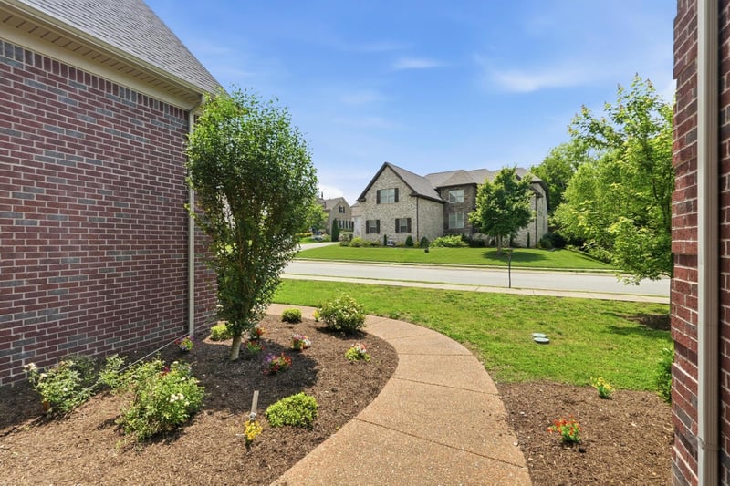6000 Wallaby Ct, Spring Hill, TN 37174