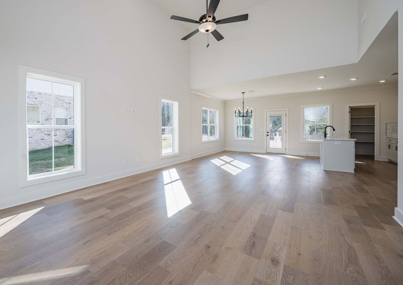 525 Mcgrath Dr, Smyrna, TN 37167