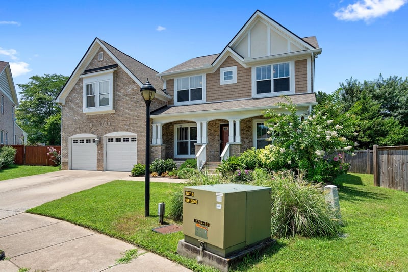 712 Riverbranch Ct, Nashville, TN 37221
