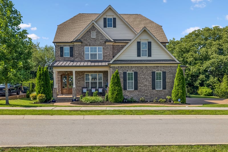 1052 Lawson Ln, Nolensville, TN 37135