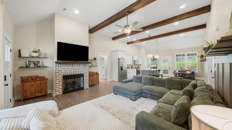 1909 Old Lafayette Rd, Rock Spring, GA 30739