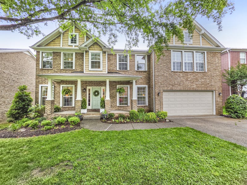 304 Forest Bend Dr, Mount Juliet, TN 37122