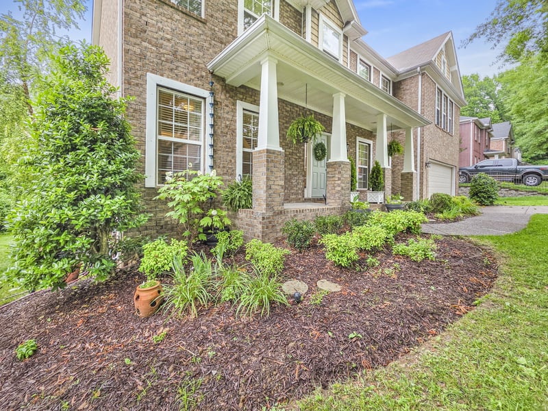 304 Forest Bend Dr, Mount Juliet, TN 37122