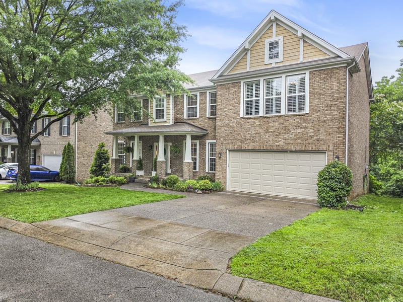 304 Forest Bend Dr, Mount Juliet, TN 37122