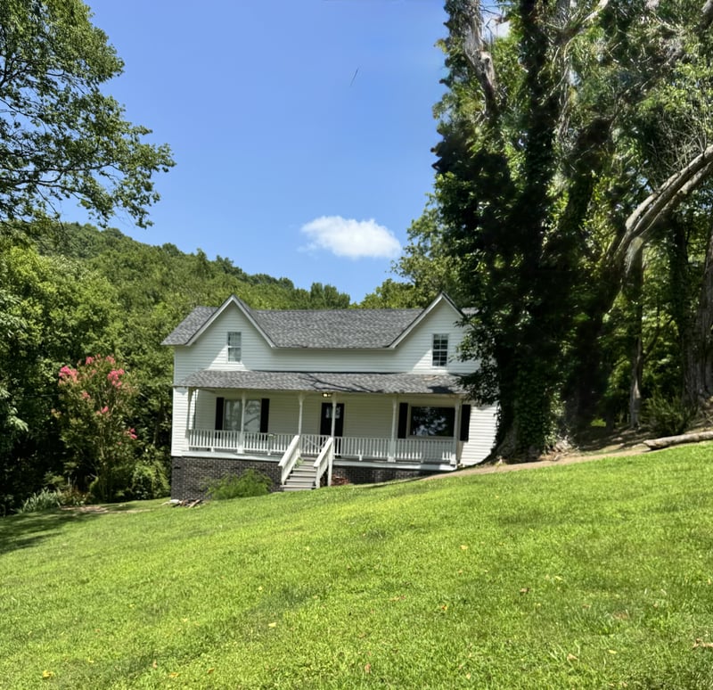 97 Mcclures Bend Ln, Carthage, TN 37030