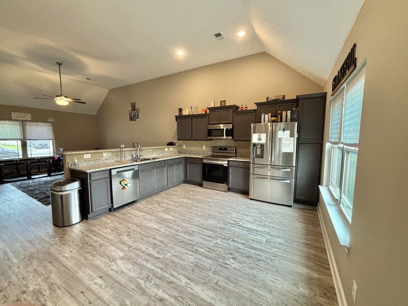 2010 Haystack Ct, Christiana, TN 37037