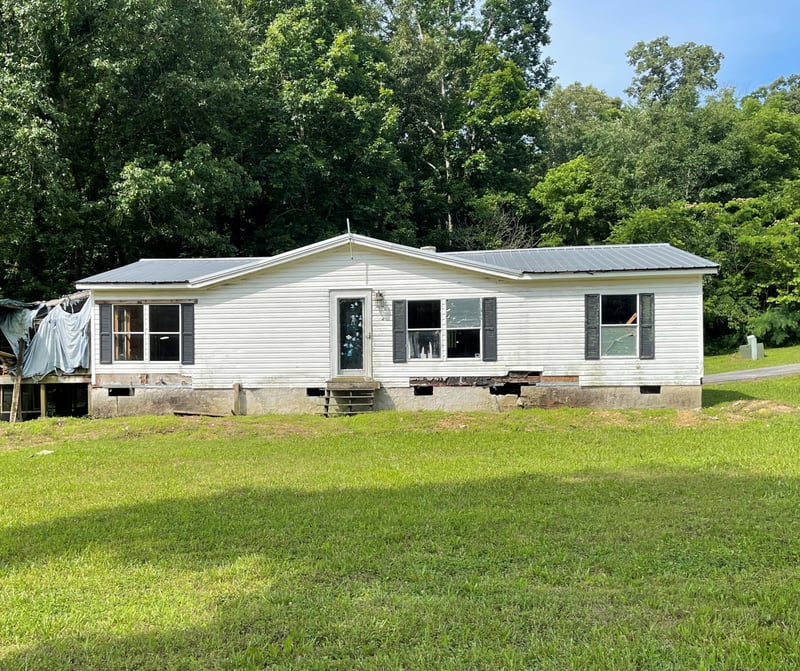 3001 Chase Dr, Rossville, GA 30741