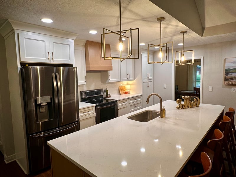 320 Spring Valley Dr, Cottontown, TN 37048