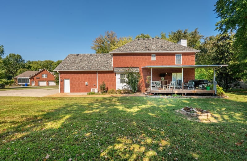 311 Orchard Park Dr, White House, TN 37188
