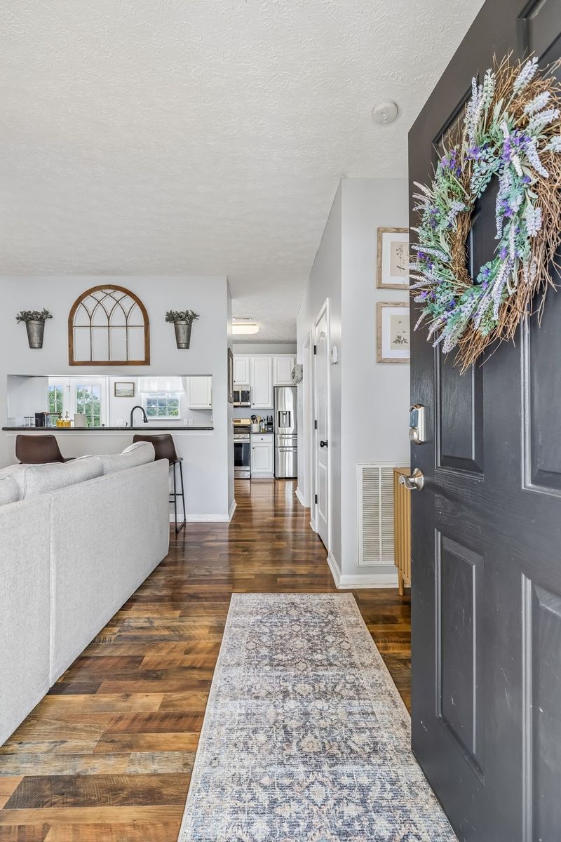 811 Raleigh Ct, Old Hickory, TN 37138
