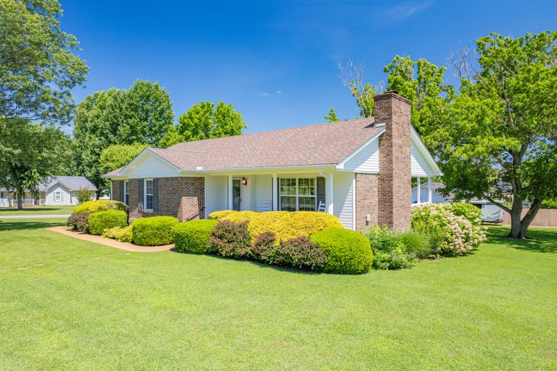 4011 Hays Dr, Columbia, TN 38401