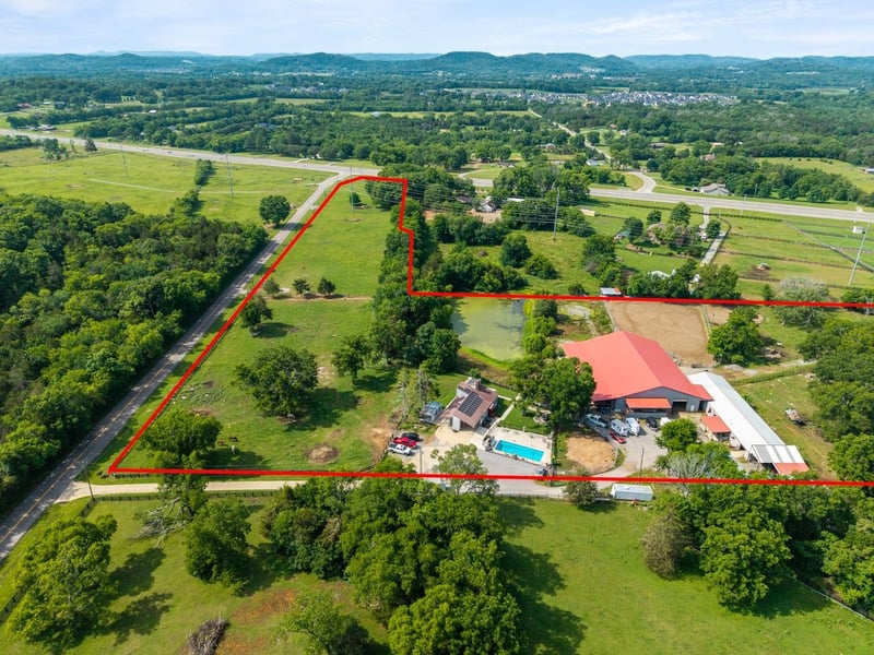 905 Hickory Hills Dr, Franklin, TN 37067
