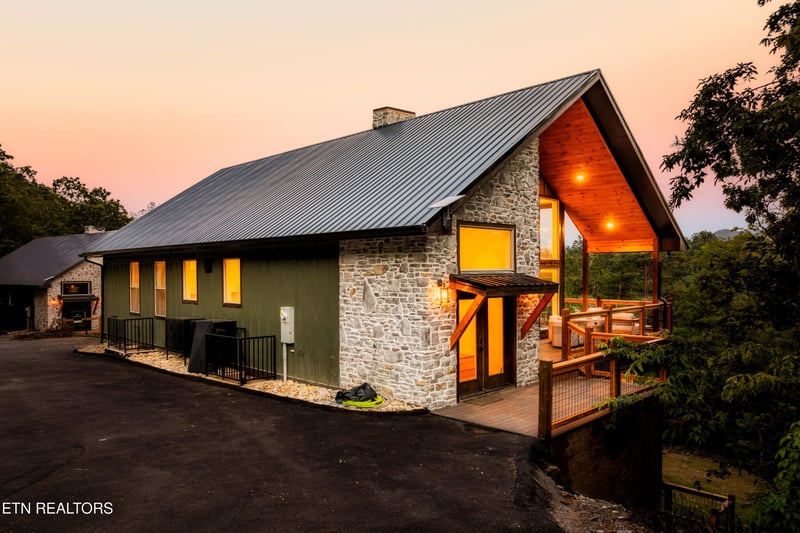2931 Redtail Rd, Sevierville, TN 37862