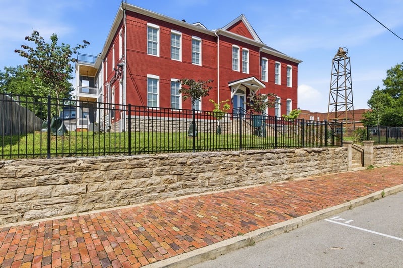1600 10th Ave N #203, Nashville, TN 37208