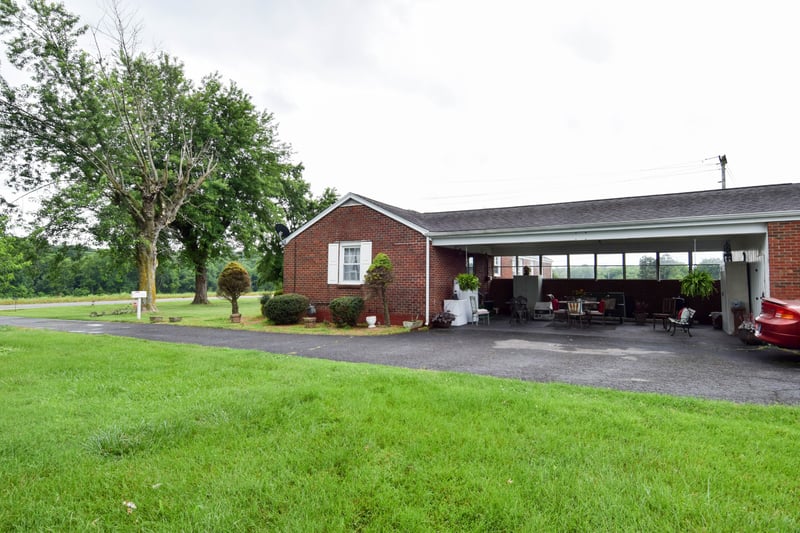 6070 Hwy 49e, Springfield, TN 37172
