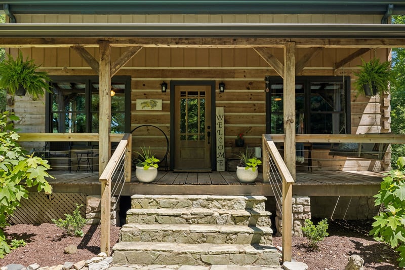 396B Pee Dee Branch Rd, Cottontown, TN 37048