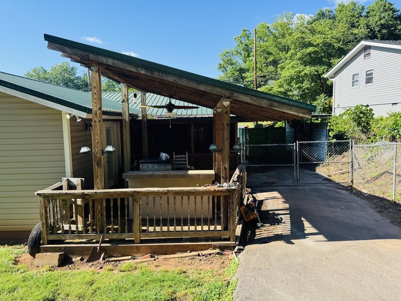 2250 Sylvania Ave SE, Knoxville, TN 37920