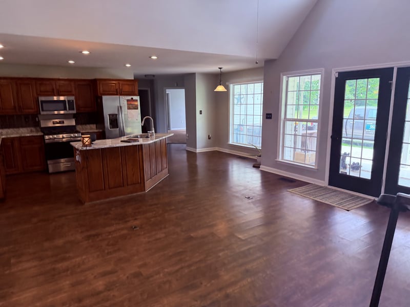 1056 N Sumner Rd, Portland, TN 37148