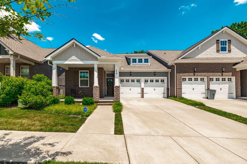 450 Gingerwood Ln, Hendersonville, TN 37075