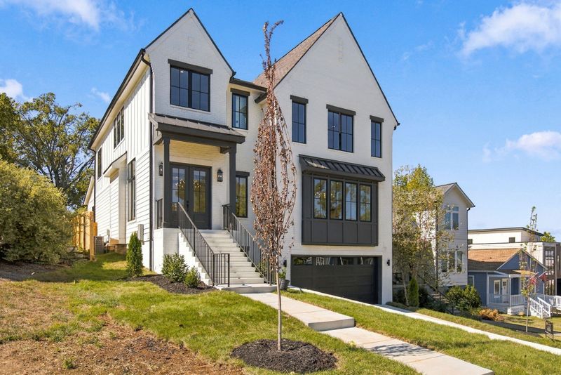 249 37th Ave N, Nashville, TN 37209