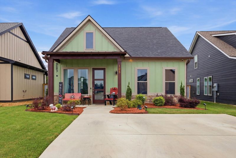 105 Idle Place Cir, Rossville, GA 30741