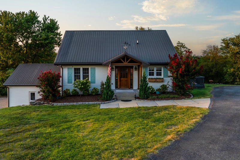 2700 Clayton Arnold Rd, Thompsons Station, TN 37179