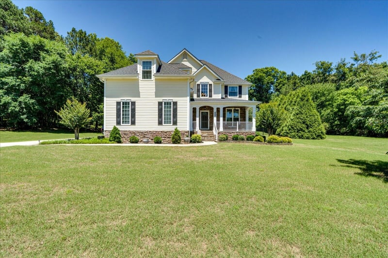 439 Honeysuckle Dr, Rock Spring, GA 30739