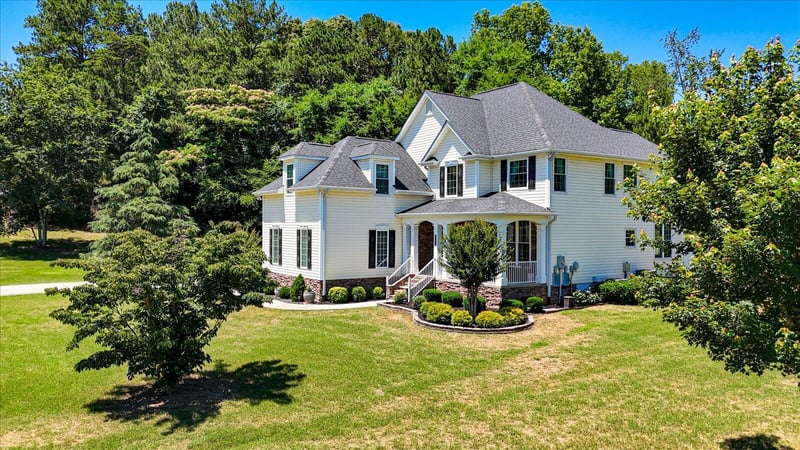 439 Honeysuckle Dr, Rock Spring, GA 30739