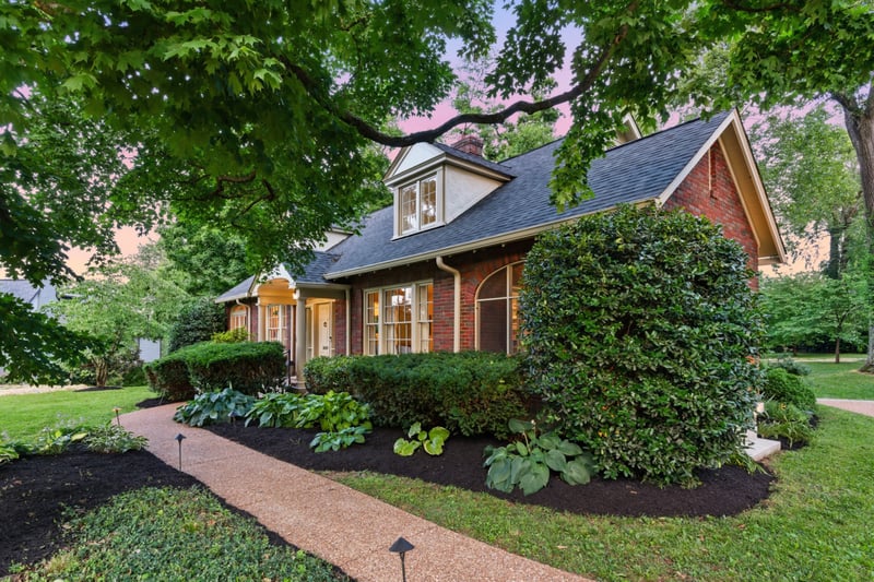 3609 Saratoga Dr, Nashville, TN 37205