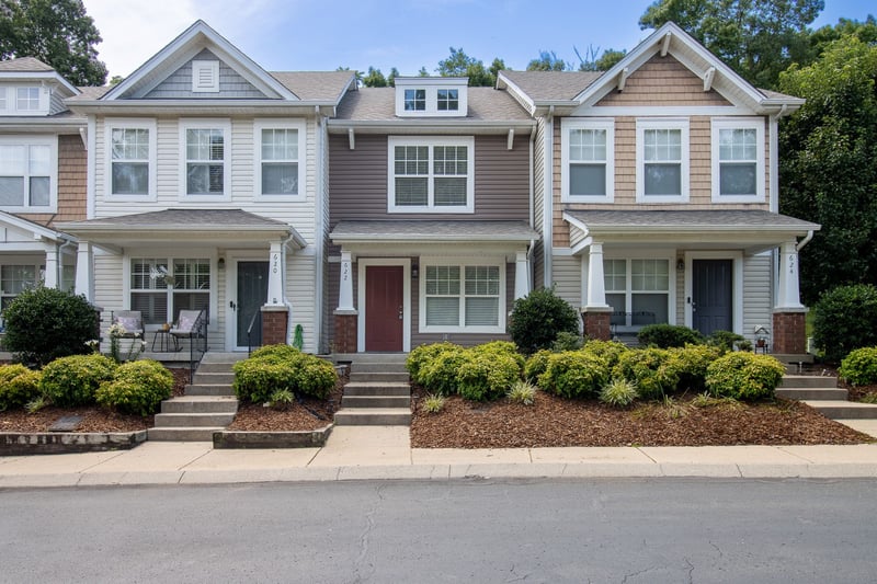 622 Flintlock Ct, Nashville, TN 37217