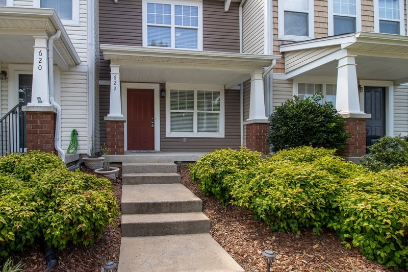 622 Flintlock Ct, Nashville, TN 37217